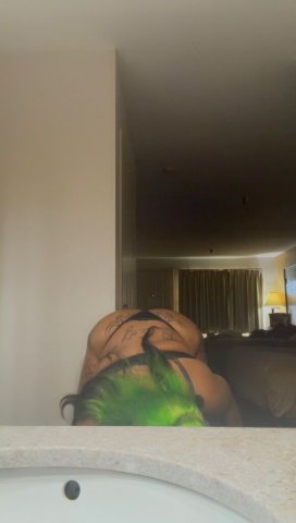 Cinnamon (Outta Town) — Stallion Cum-Fuck Session (Non-Rushed) - 1