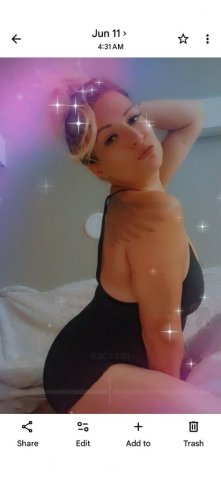 Santa Barbara Snow Bunny (Lady Bella Ru) — Queen & Cream Spinner - 1