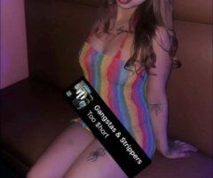 4'11 Petite Latina (22) — Bakersfield FT Shows Available - Image 2