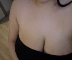 4'11 Petite Latina (22) — Bakersfield FT Shows Available - Image 5