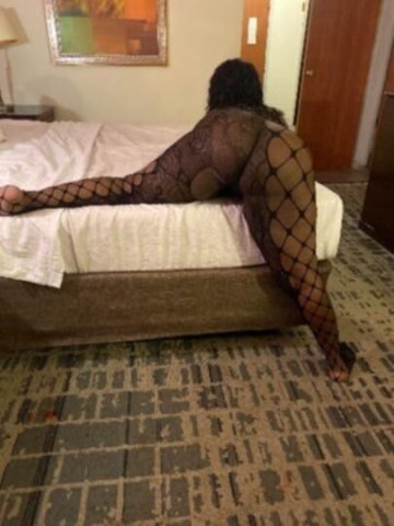 Gainesville, FL Female Escort — Outcalls Only - 1
