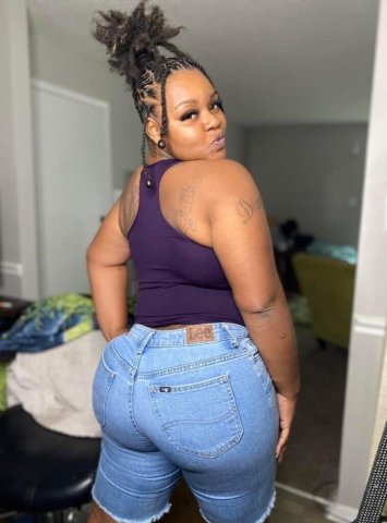 Upscale Female Escort in Macon (Incalls + Outcalls) - 1