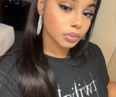 Norfolk escorts - Norfolk Female Escort — Truck Driver Friendly Playmate