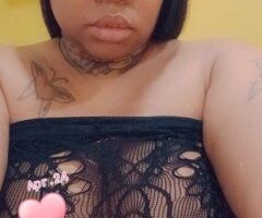 Detroit MI Female Escort — Mature, fetish-friendly shows - Image 4