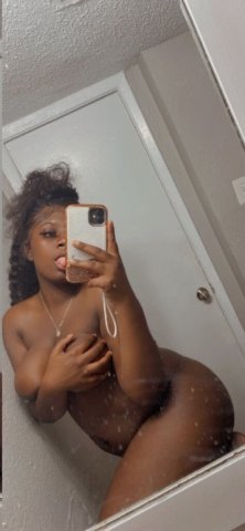 New in Town FunSized Incalls/Outcalls — GFE, Pegging, 2 Girl Play + Massages (New Orleans) - 1