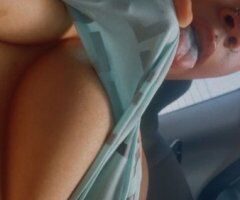 Green Bay escorts - Green Bay Female Escort — Slim Thick Light-Skin with Tattoos