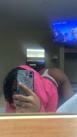 Greensboro Female Escort — CarPlay full-service in your backseat - 1