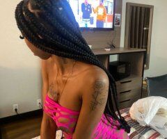 Greensboro Female Escort — CarPlay full-service in your backseat - Image 4