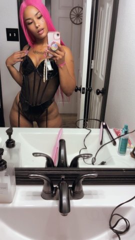 Fort Worth Female Escort — Party-Friendly FS Options - 1