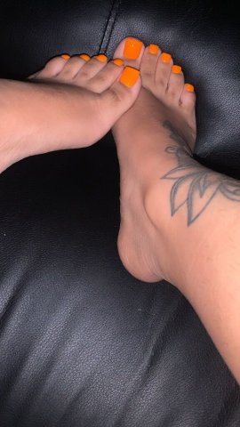 Imperial County Facetime Shows & Outcalls — Cuban/Native Slim Thick Escort - 1