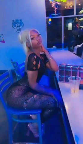 Nashville TN Female Escort — Full Service GFE, 2 Girl Available & Fetish Friendly - 1