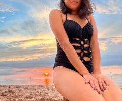 Latina caliente en Rockford, Illinois - Image 4