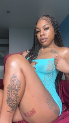 Upscale gentlemen only — petite with curves (Memphis) - 1
