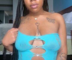 Upscale gentlemen only — petite with curves (Memphis) - Image 2