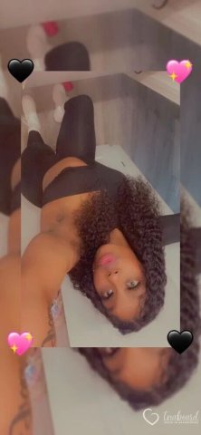 Tacoma Ebony Female Escort — mouth & wide-open play - 1