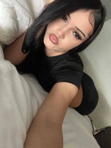 New in Town Latina Female Escort — BBBJ, GFE, Trucker Friendly - 1