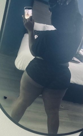 Louisville KY Big Tits Escort — Party Play - 1