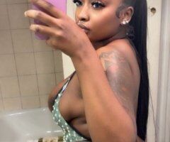 Baton Rouge escorts - Baton Rouge Chocolate Freak  QV Special (21) Female Escort