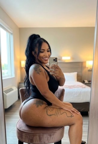 Sweet Girl 30 — Richmond Female Escort, Erotic Massage & Milking - 1