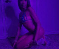QV Incall Special — 2 Girl Experience - Image 4
