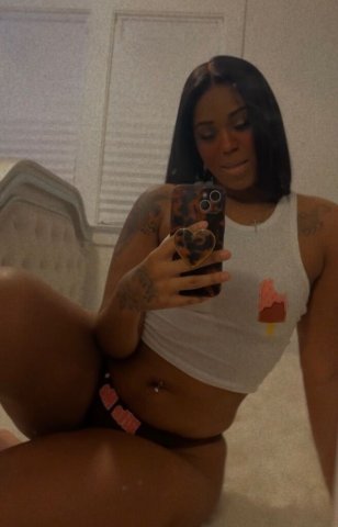 Vanessa The Vixxen  — Female Escort (30) - 1