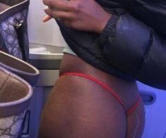Seattle Female Escort — Incall/Outcalls Only (Overnights OK) - Image 3