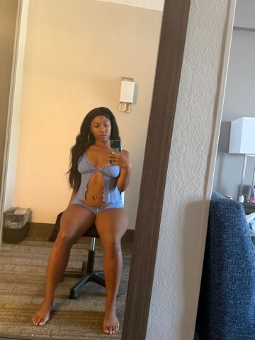 Fargo, ND Female Escort — Tight & pretty fetish-focused service - 1