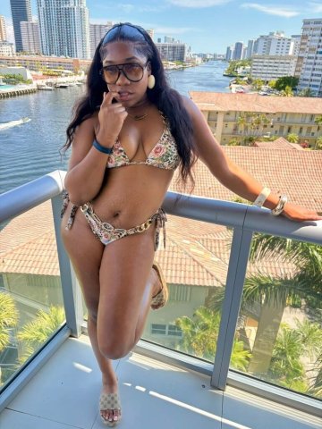 Speedway IN Female Escort — Older Men Only QV/BBJ with HH/HR & Facetime - 1