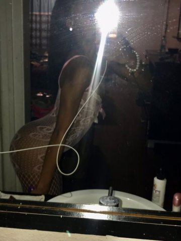 Atlanta Female Escort — 3rd Shift Party Girl (QV QUEEN) - 1