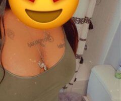 Kansas City MO Female Escort — Incall only (3 holes, cash only) - Image 2