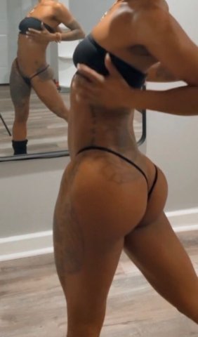 Discreet FaceTime Play — Columbia, South Carolina - 1