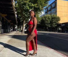 Portland Female Escort — 5'2" 34DD, Lunch/Dinner Club & Outcalls - Image 4