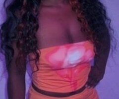 Portland Female Escort — 5'2" 34DD, Lunch/Dinner Club & Outcalls - Image 7