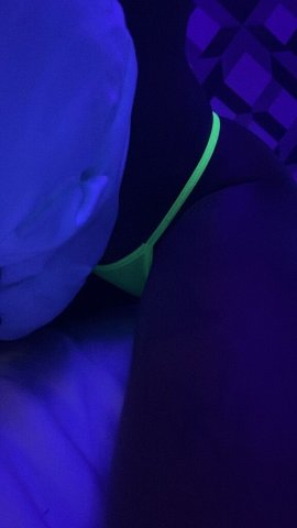 Brooklyn NY Female Escort — Upscale Gentleman Cardate Only - 1