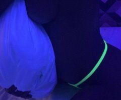 Brooklyn NY Female Escort — Upscale Gentleman Cardate Only - Image 5
