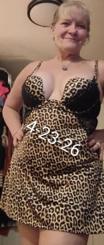 Indianapolis, IN Female Escort — Incall only, verified new clients - 1