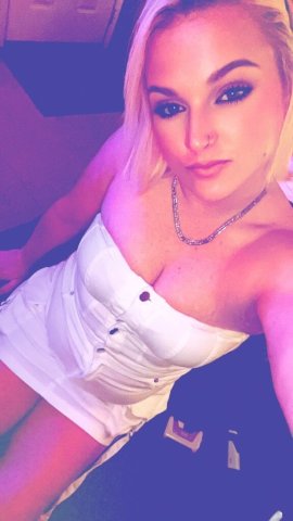 Kylee — 100% Clean, Discrete Female Escort in Jacksonville, FL - 1