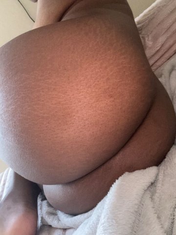 Orlando, FL Female Escort — Ebony Slim Figure - 1