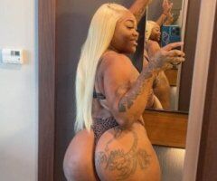 Des Moines IA Big Tits, Deep Throat Escort - Image 11