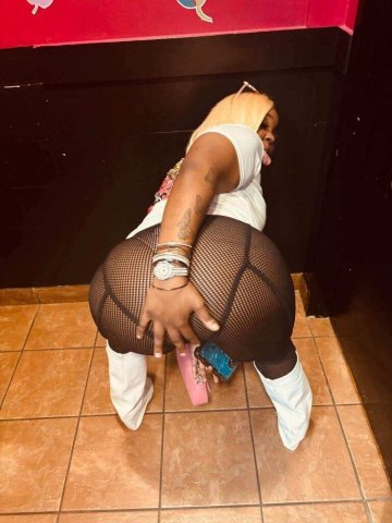 Memphis, Tennessee Female Escort — Prostate Massage & Pegging - 1