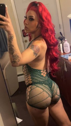 Bakersfield CA Female Escort — Classy, relaxed adult companionship - 1