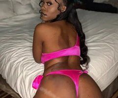 Cheyenne, WY Petite Mixed Beauty Escort — Comfort-focused sessions - Image 2