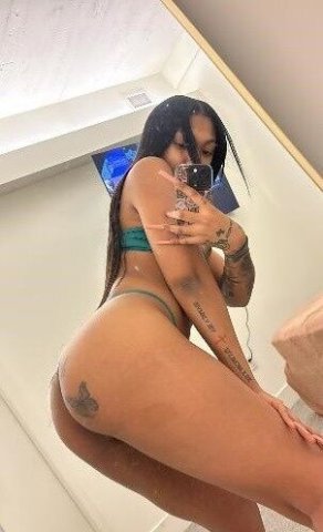 Boone NC Female Escort — Incall, Outcall & Car Fun (Overnight) - 1