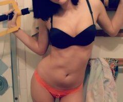 Destiny in Klamath Falls — GFE, Anal, and live nude video - Image 4