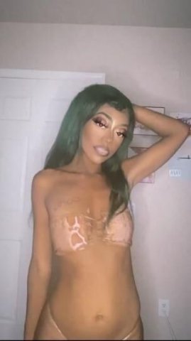 Tacoma Birthday Week Female Escort — Facetime Shows - 1