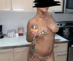 Manhattan escorts - Victoria  NYC Outcalls Only