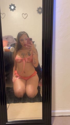 Sexy Asian Latina Escort — 23 - 1