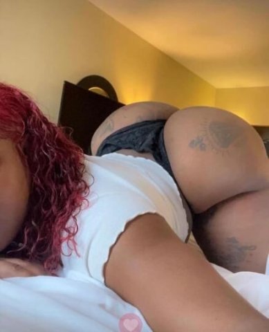 Wet In/Outcalls Female Escort — Natural Big Body Fat Pussy - 1