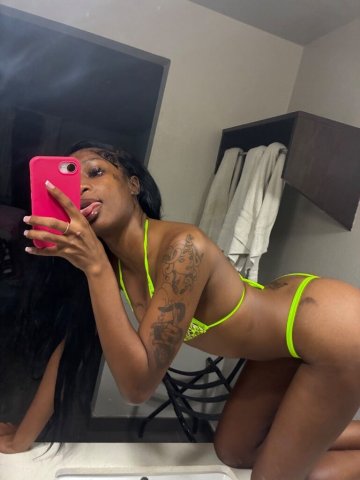Austin Female Escort — Incall & Outcall, Deposit Required - 1