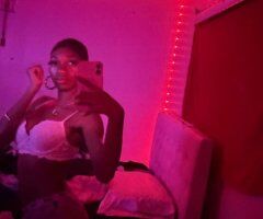 Las Vegas escorts - Las Vegas Female Escort — Car Play Pull Up Daddy